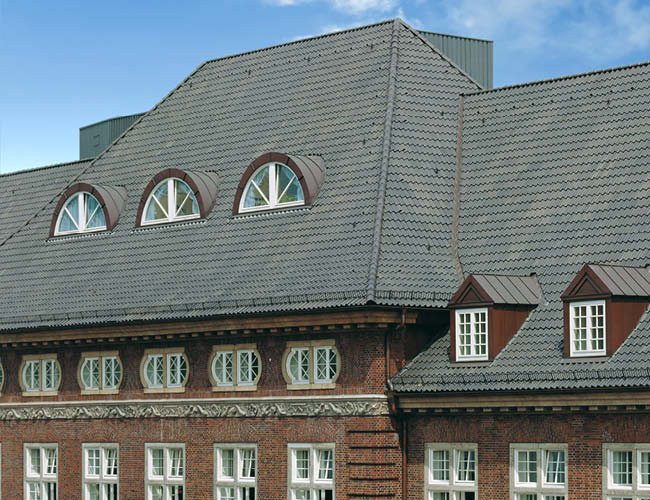 Meyer-Holsen_Denkmalschutz_Galerie_Vario_AltesPostamtBremen_grau-schwarz-red